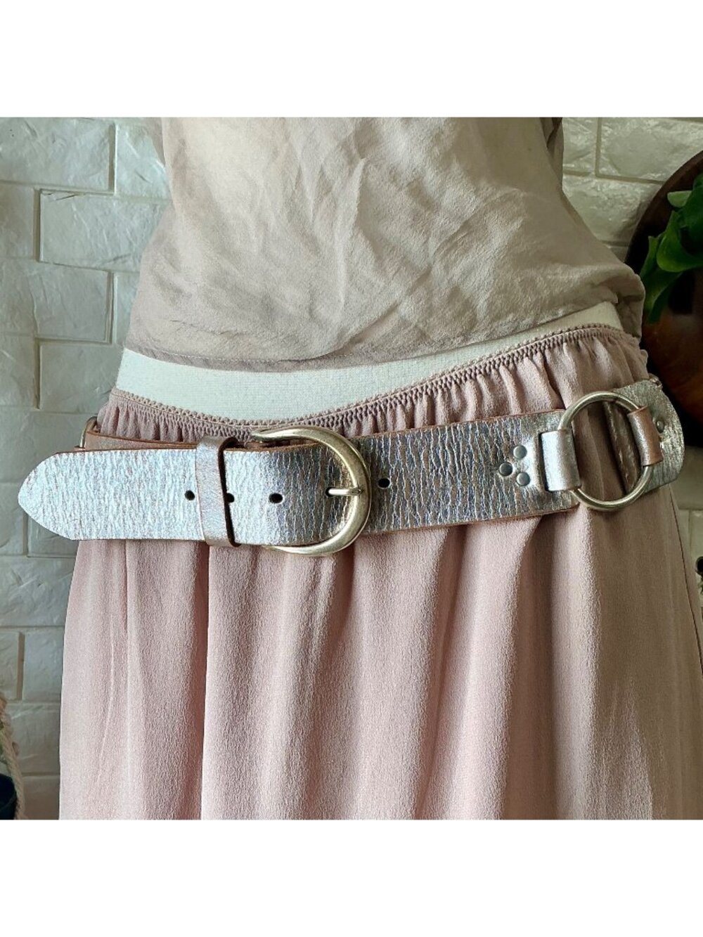 Vintage 90s Y2K Cache Metallic Silver Brushed Handmade Leather Woven Back Wide B